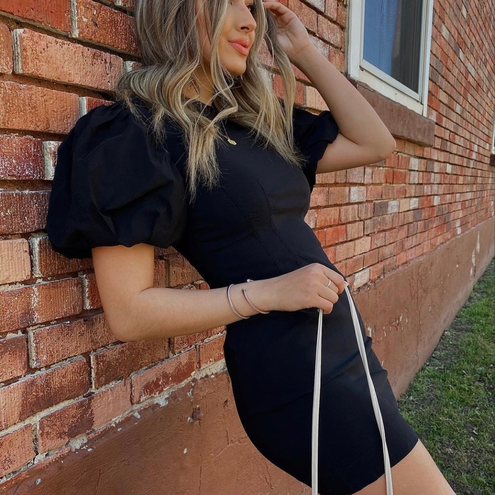 Black puff sleeve romper
